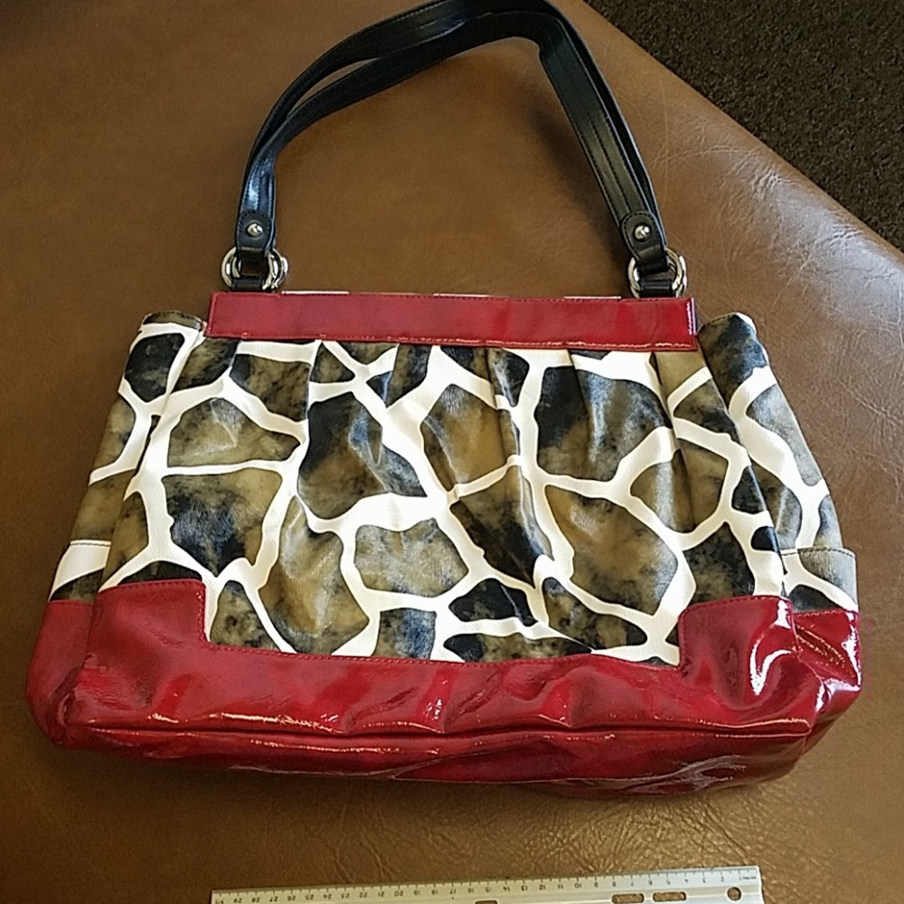 Miche Large Giraffe Print Bag With Added Handles - image 4
